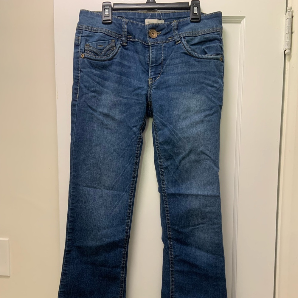Buckle Jeans